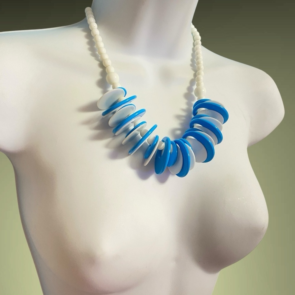 Blue & White Acrylic Beads Chunky Retro Statement Necklace